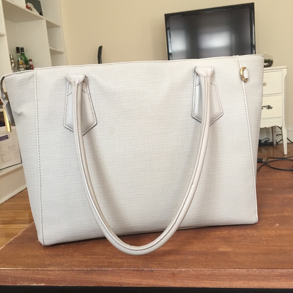Dagne Dover Classic Tote